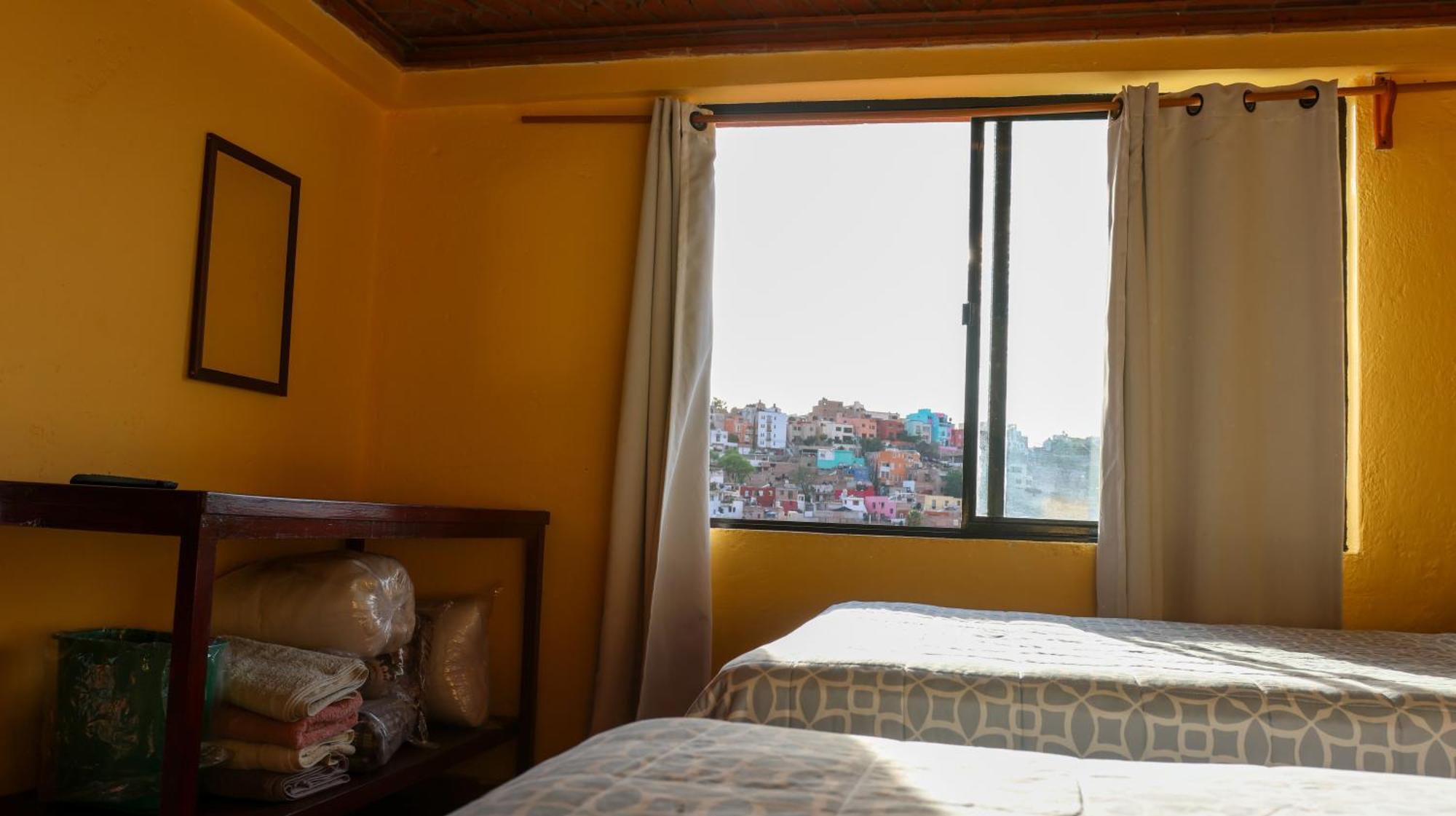 Posada La Mora - Hospedaje Panoramico กัวนาฮัวโต ภายนอก รูปภาพ