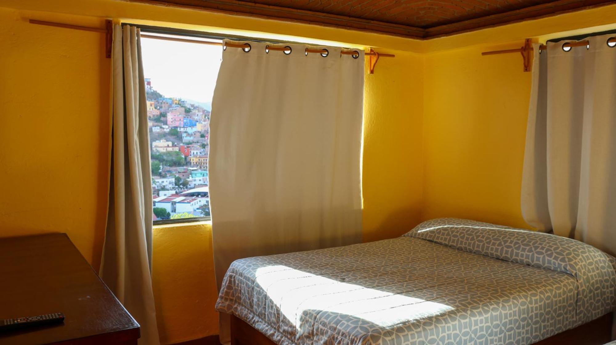 Posada La Mora - Hospedaje Panoramico กัวนาฮัวโต ภายนอก รูปภาพ